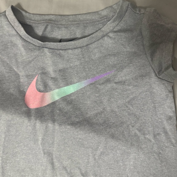 Nike Gray Dri-FIT T-Shirt and Skirt Set - Picture 5 of 8
